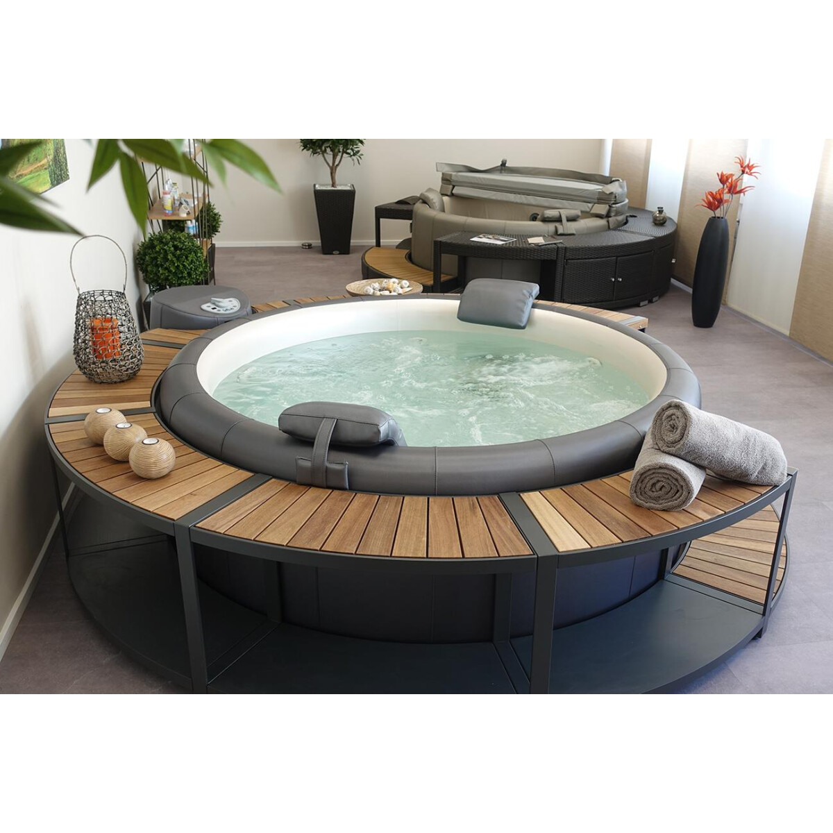 Softub Poseidon X Graphite Pearl